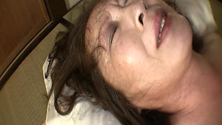 H067g05 - a First-shot Mature Woman Who Is Pierced by the Innermost Part of the Mr./ms. and Is Disturbed by an Elderly