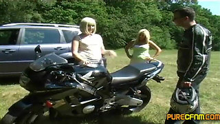 The biker's bulge