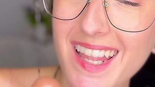 Sad Silly Sex Therapist Teaches You How to Cum in Her Mouth