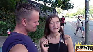 Pulled cumthirsty slut drilled outdoor