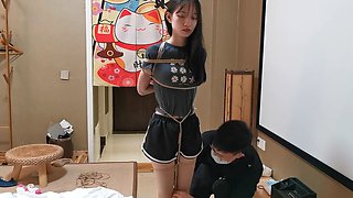 Ultraman New Girl Shanshan Binding Challenge Punishment