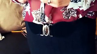 amateur lovebi flashing ass on live webcam
