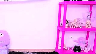 Amateur Webcam Teen Masturbates And Teases