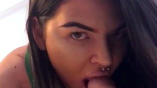 Cute amateur webcam teen girl toying pussy on webcam