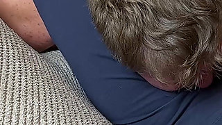 Cruel Headscissors in Blue Leggings on the Couch