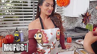 Katana Kombat And Isabel Moon In Amateur First Time Lesbian Big Clit Sucking In The Kitchen