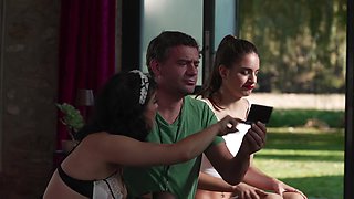 France-Morocco: Ariana does not necessarily want to watch the match... - Jacquie et Michel TV