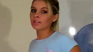 Amateur Webcam Chick Masturbates On Webcam More at