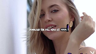 Polish teen blondie exhibited her boobs