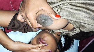 Stepsister sex - Meri chhoti sharma rahi he, kiv ki vah pahli bar kar Kari he, uski pyasi chut me mene Aaj finally land dal diya