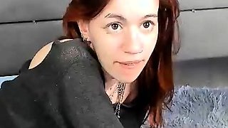 amateur sweetdesire12 flashing ass on live webcam