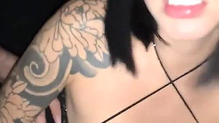 Young Colombian Woman Has Sex in a Car on the Roads - Luna Vitaler and Duvan Saray