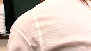 Asian masseuse fetish babe gives blowjob to her lucky client