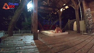 Anal Fuck and Orgasm in the Jacuzzi