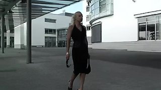 Blonde emo amateur solo masturbation