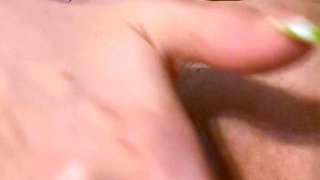 Pulled amateurs close up car sex