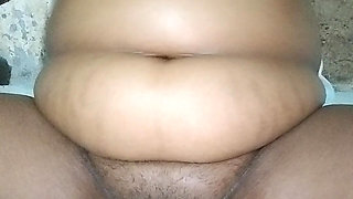 Desi sexy gril fingering her pussy.