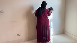 Hijab Hookup - Curvy Muslim Real Maid Fucked by Home Owner While She Cleaning Bed Room