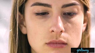 GIRLSWAY Kristen Scott Eats Her Bestie s Pussy For Advice