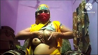 Indian Twerking Huge Ass