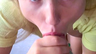 Amazing Amateur Blonde Naked Babe