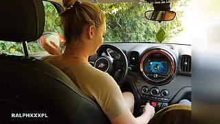 Hot Cheating Wife Pickup a Stranger and Blow Him in Car on a Street