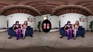 Gorgeous La Vey And Stella Tease You With Their Sexy Feet; Lesbian Leg And Foot Fetish Vr