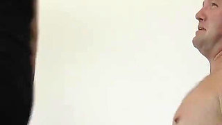 Mistress Dyanna Slap the Slave's Head!