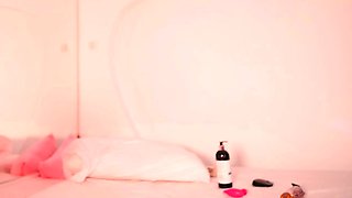 Big boobs amateur teen masturbating