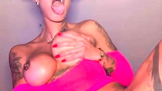 Blonde tight pussy babe solo toy fun in glamour masturbation