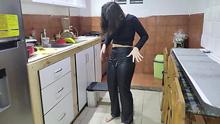 Latina thief gets punished for trying to steal