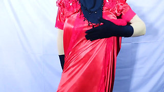 Indian hot beautiful Bhabhi dancing and having sex openly in her room