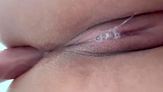 Moroccan Girl Dildos Her Ass