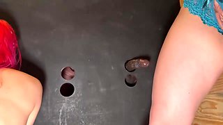 on suce des bites au gloryhole