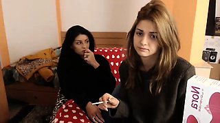 Webcam Lesbian Smoking Fetish
