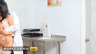 The only thing that kiki daniels is enduring from is cold legs there's a simple approach for that - brazzers