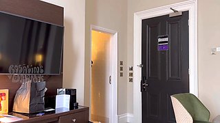 Wanda Curtis' Roommate Hell Ignites Vintage Blowjob Passion