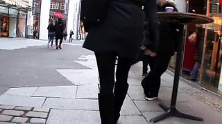 Amateur model in public nudity and outdoor dildo