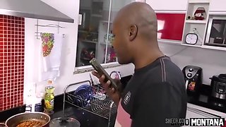 Brad Montana - Jantar Romantico Terminou Em Anal Hard Com Thays Santos