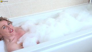 Busty British Housewife Enjoys A Bath And Masturbates - MatureNL