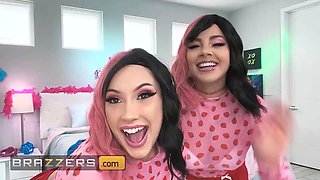 Jazmin luv & Bella Luna are ready to do some crazy e-content when bruce arrives home & offers his rod - brazzers