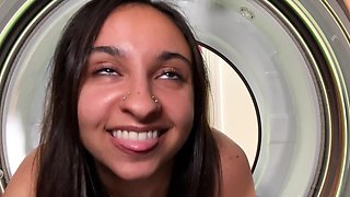 A curvy Latina bitch exposed her juicy ass from the washing machine to be fucked