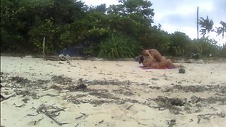 Hidden love on the beach