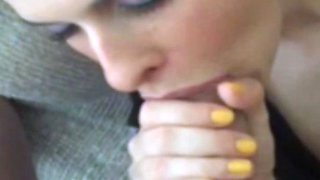 Amateur Passion Pretty Babe s Naughty Escapade Blowjob