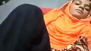 BanGLa Desi Muslim Paramours Mms Seep!?