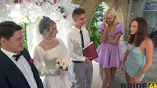 A hot russian bride Jane White got banged in the cowgirl pose