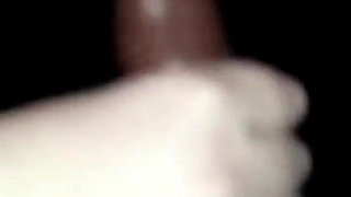YoungEnglishBBW outdoor dodding handjob