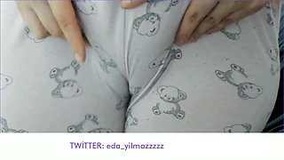 Turkish Camel Toe Masturbation