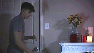 Ellie Nova Horny Stepsister