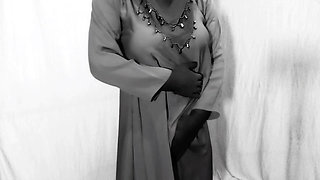 Indian beautiful hijabi muslim sexy bhabhi having sex with neighbor inside the room